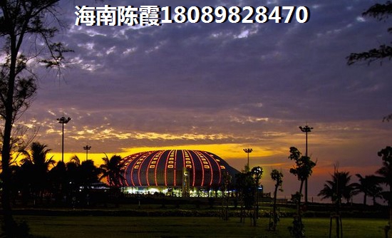 绿地凤栖澜玥4室2厅1厨3卫建面193.00㎡